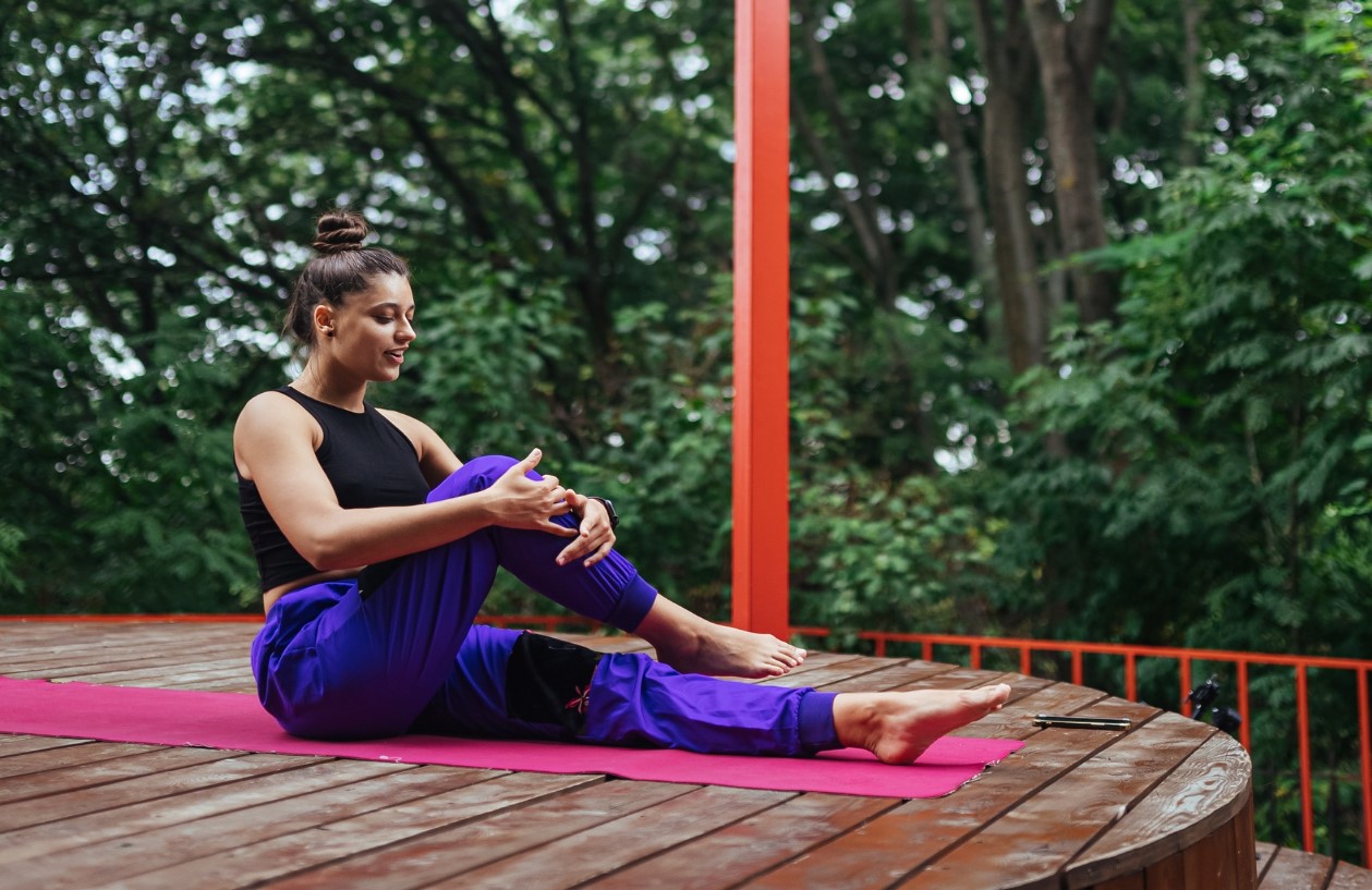 Read more about the article Pawanmuktasana Series 1 – Anti-Rheumatic Group for Joint Mobility and Stiffness Relief